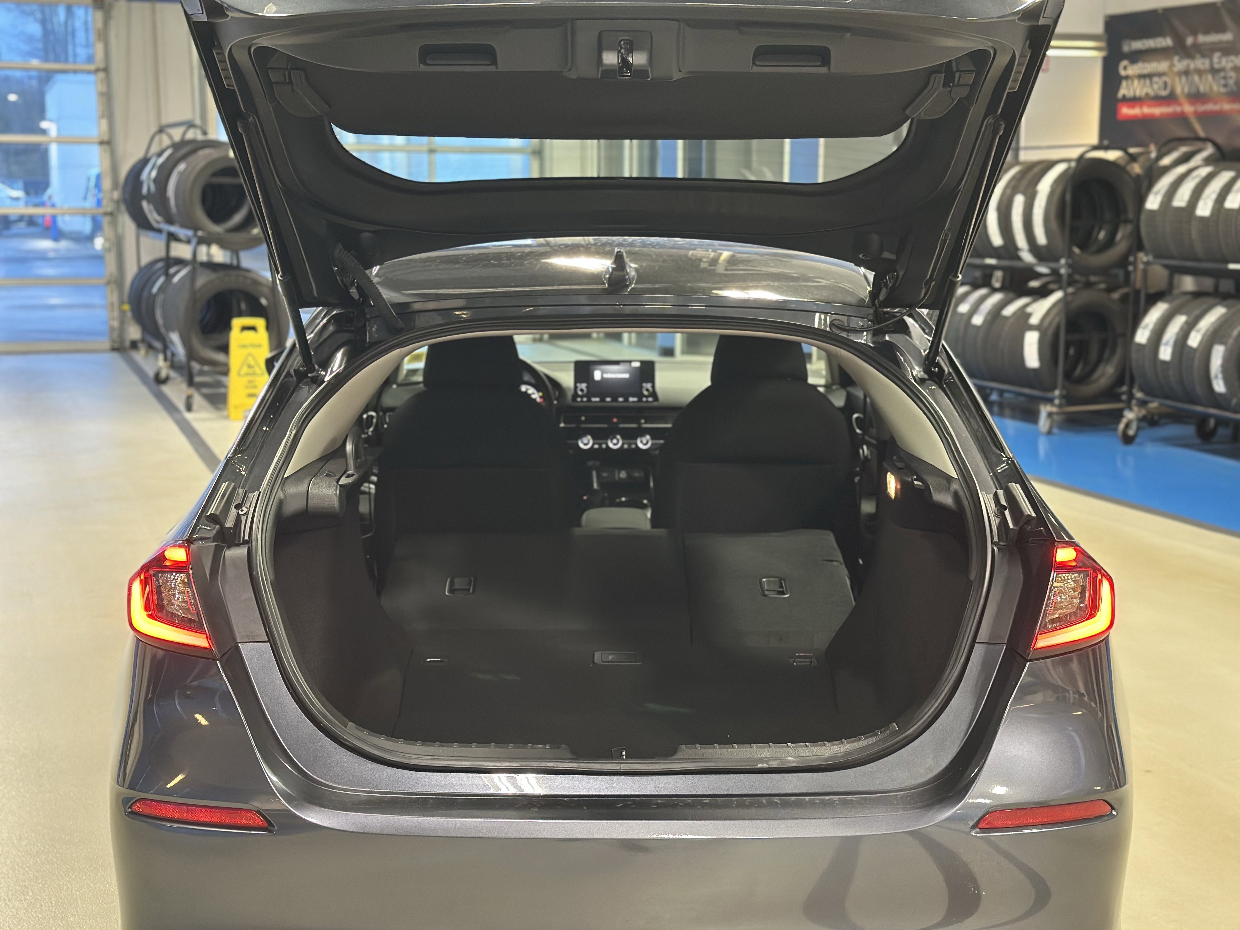 Used 2024 Honda Civic LX image 6