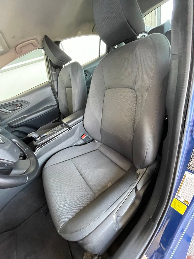 Used 2023 Toyota Prius LE FWD image 10