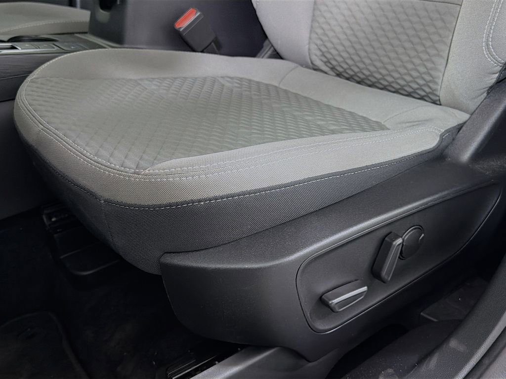 Used 2022 Ford Escape SE w/ Convenience Package FWD image 22