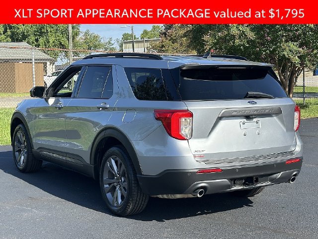 Used 2022 Ford Explorer XLT w/ Equipment Group 202A RWD image 6