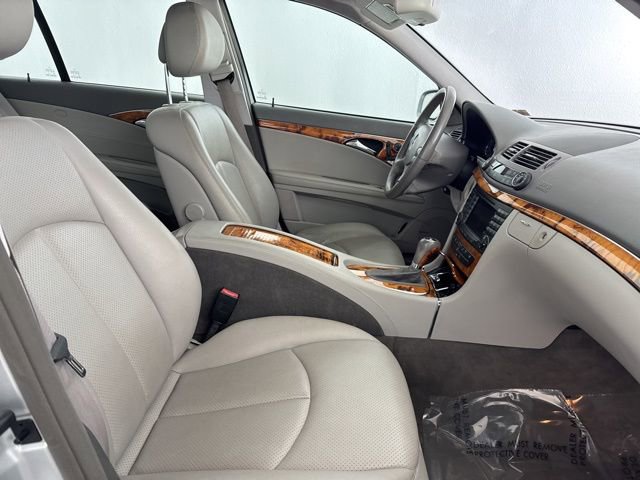 Used 2007 Mercedes-Benz E 350 4MATIC Sedan image 22