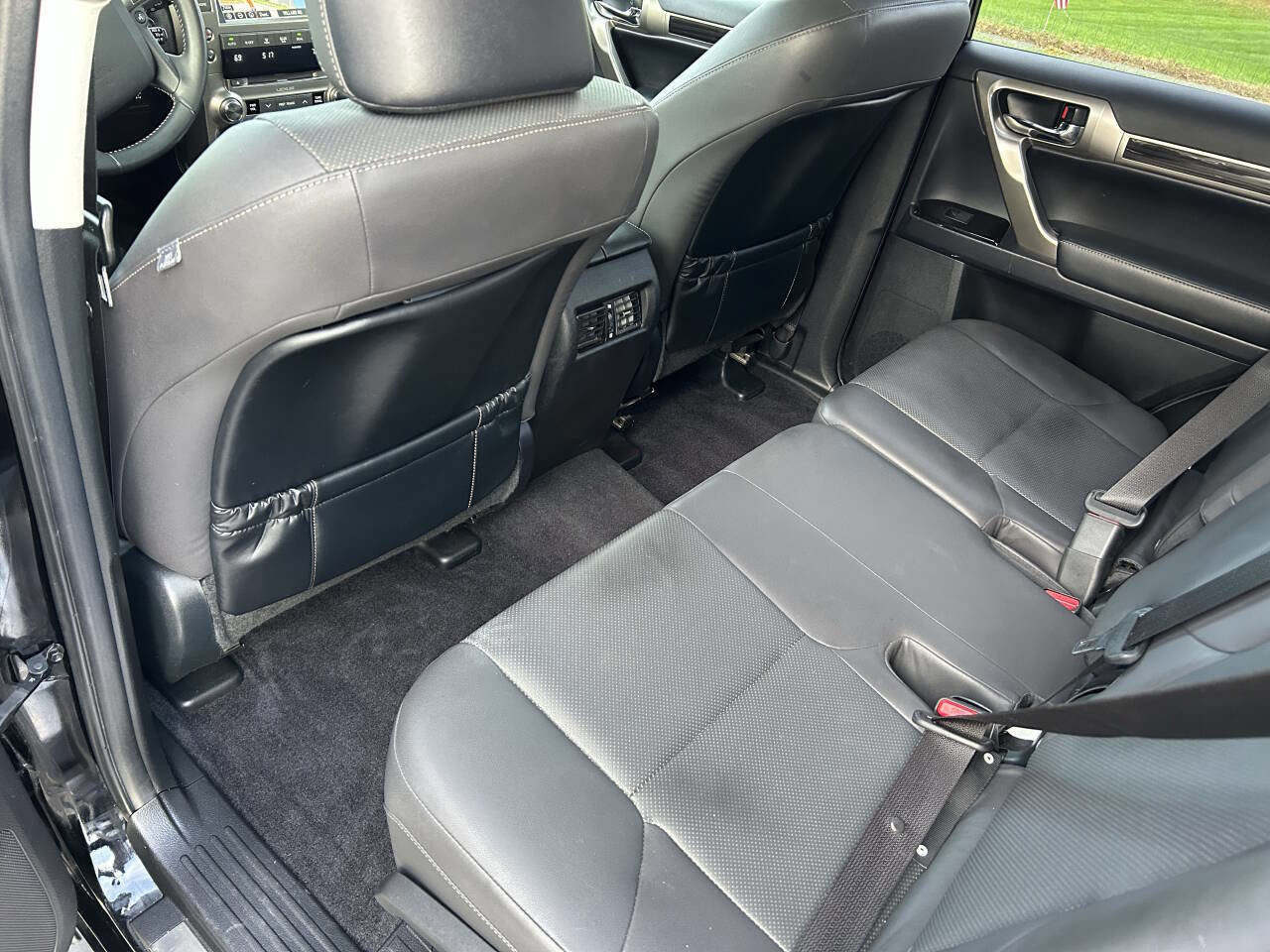 Used 2018 Lexus GX 460 image 9