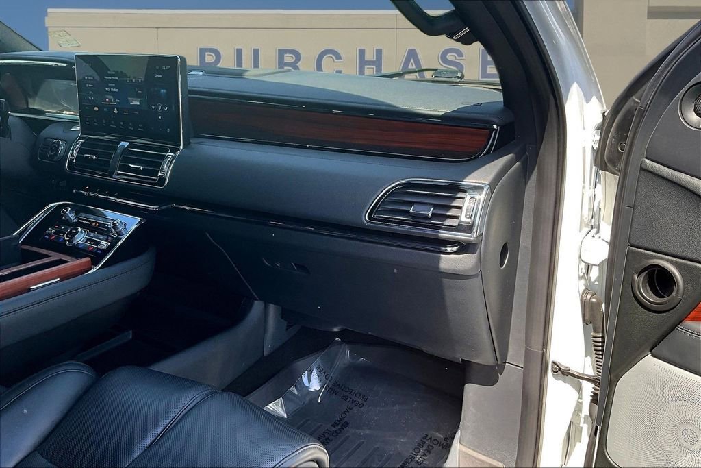 Used 2024 Lincoln Navigator L Reserve AWD/4WD image 29