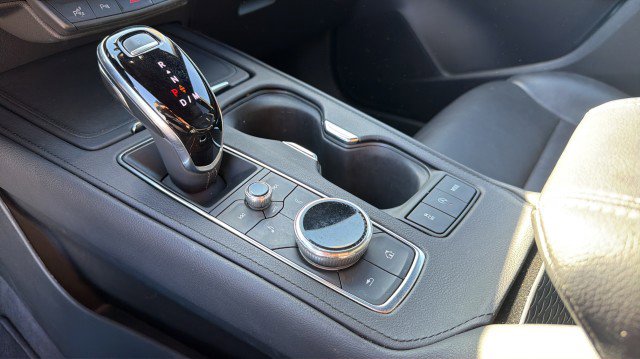 Used 2022 Cadillac XT4 Premium Luxury w/ Enhanced Visibility Package image 24