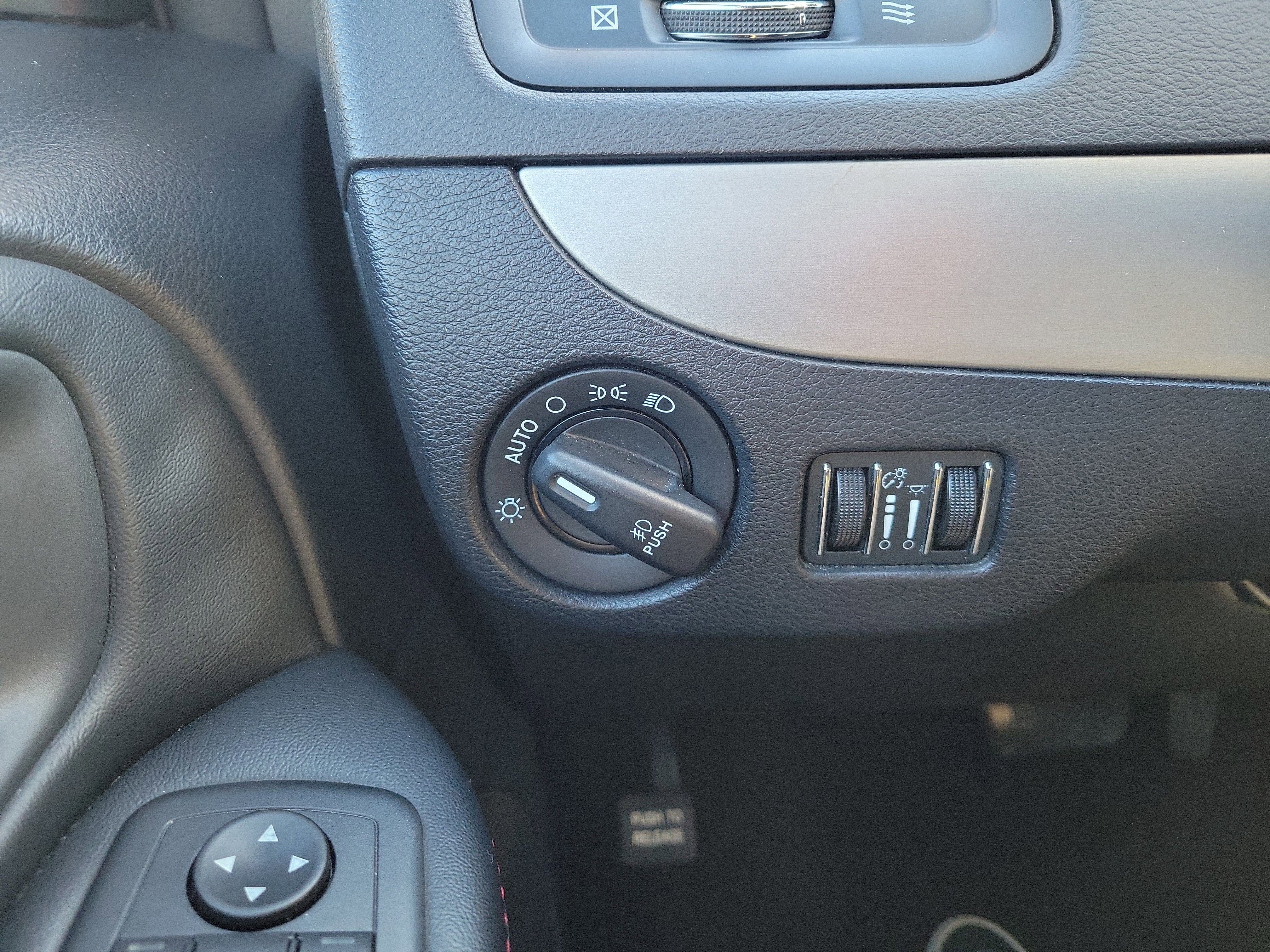 Used 2017 Dodge Grand Caravan GT image 22