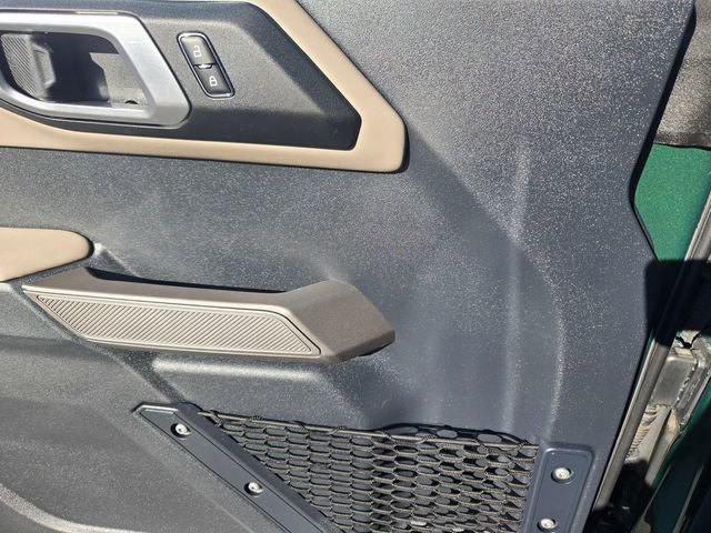 Used 2023 Ford Bronco Wildtrak image 14