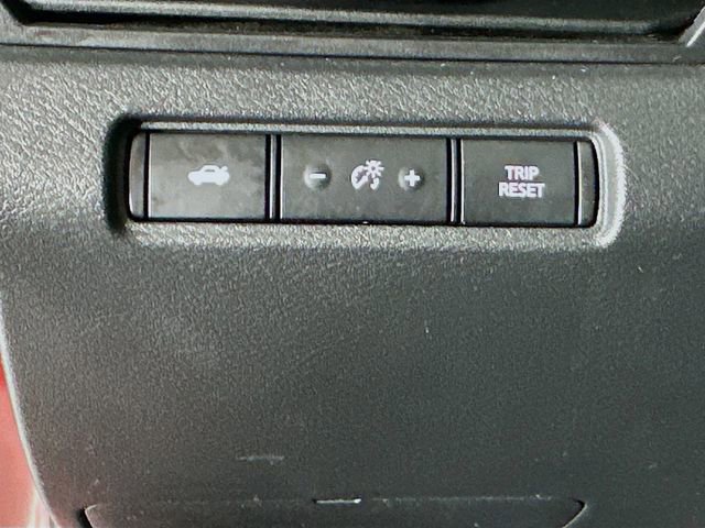 Used 2022 Nissan Altima 2.5 SR image 12