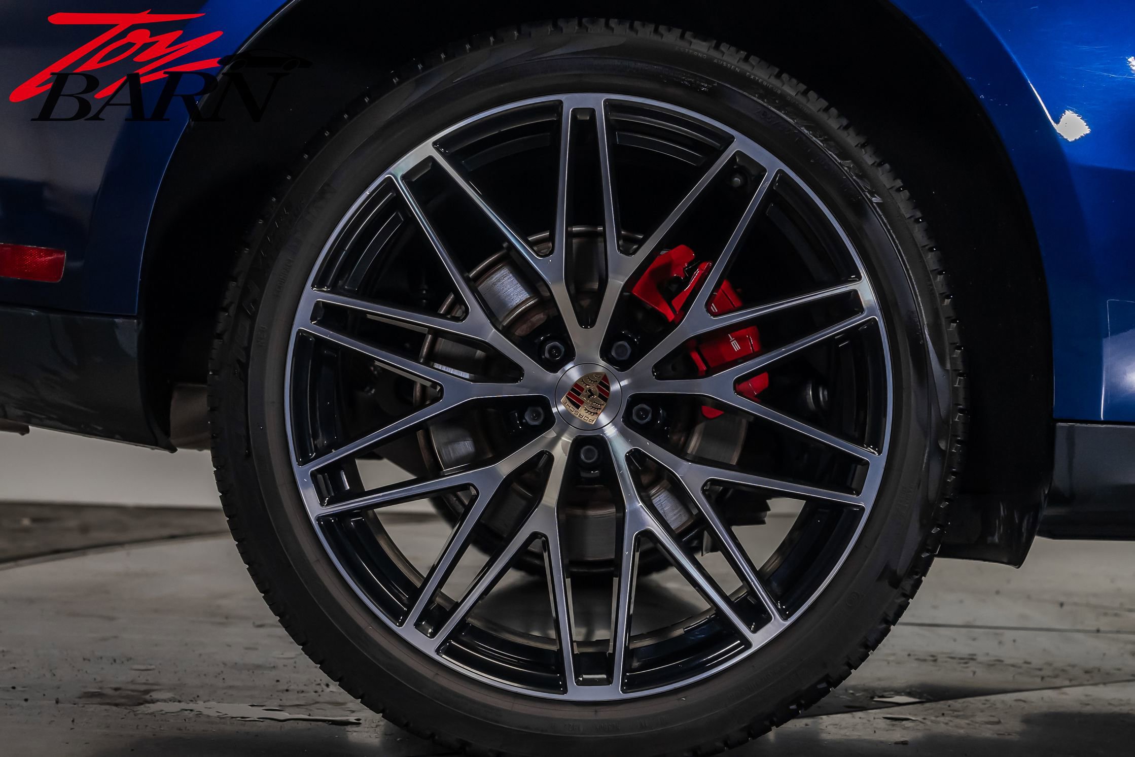 Used 2022 Porsche Macan S image 14