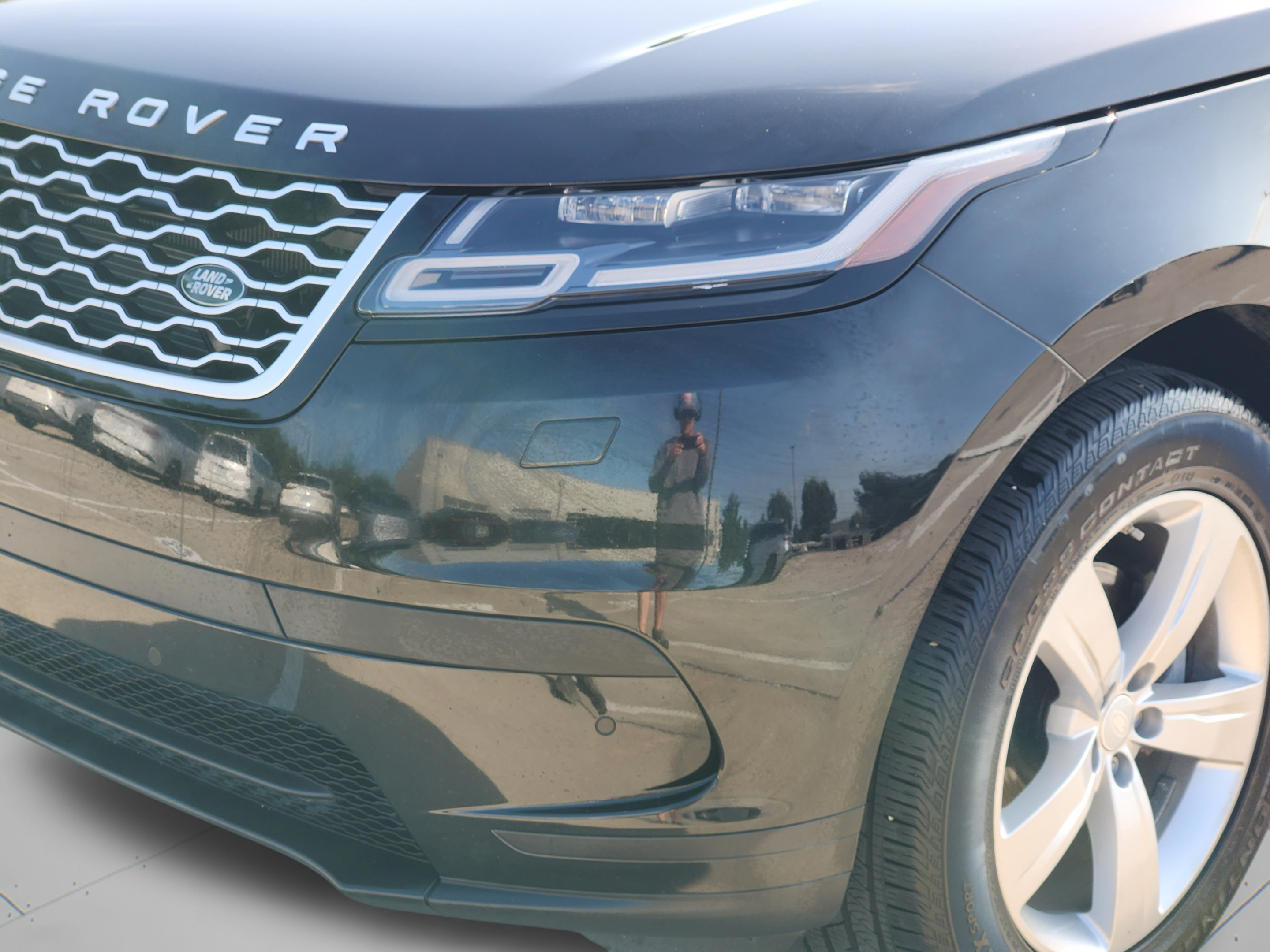 Used 2020 Land Rover Range Rover Velar S AWD/4WD image 33