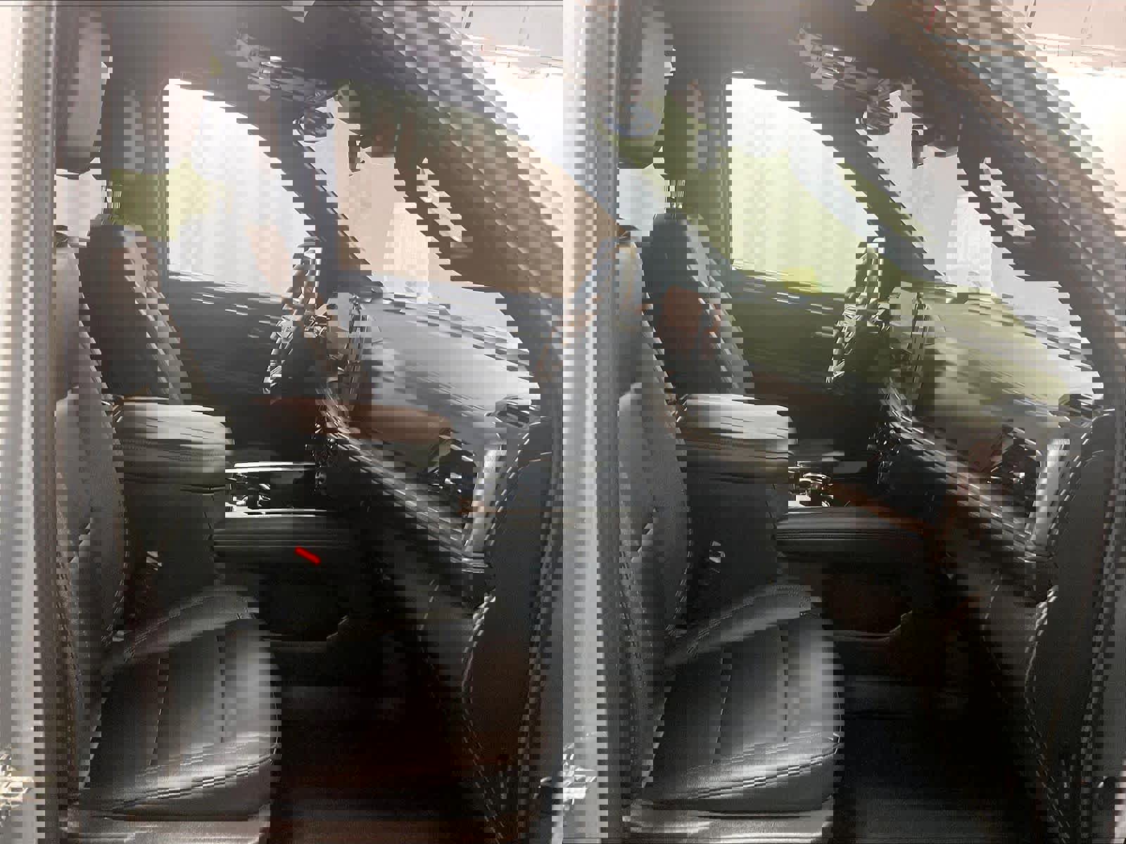 Used 2025 Chevrolet Tahoe LT image 11