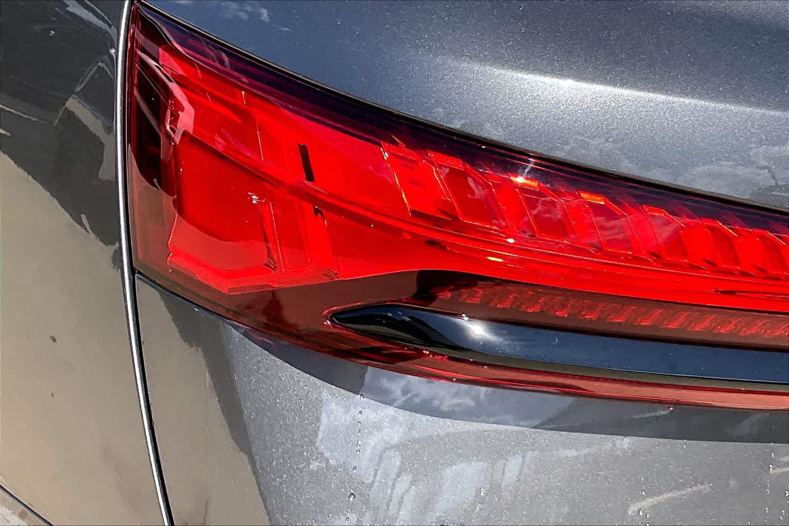 New 2026 Audi Q7 2.0T Premium AWD/4WD image 14
