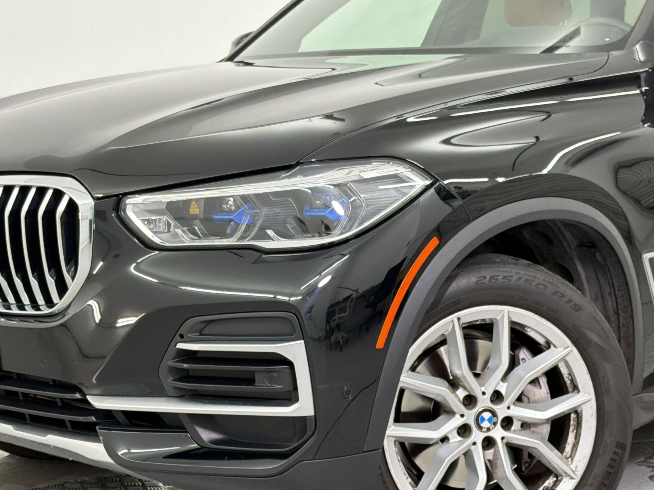 Used 2022 BMW X5 xDrive40i w/ Executive Package image 11