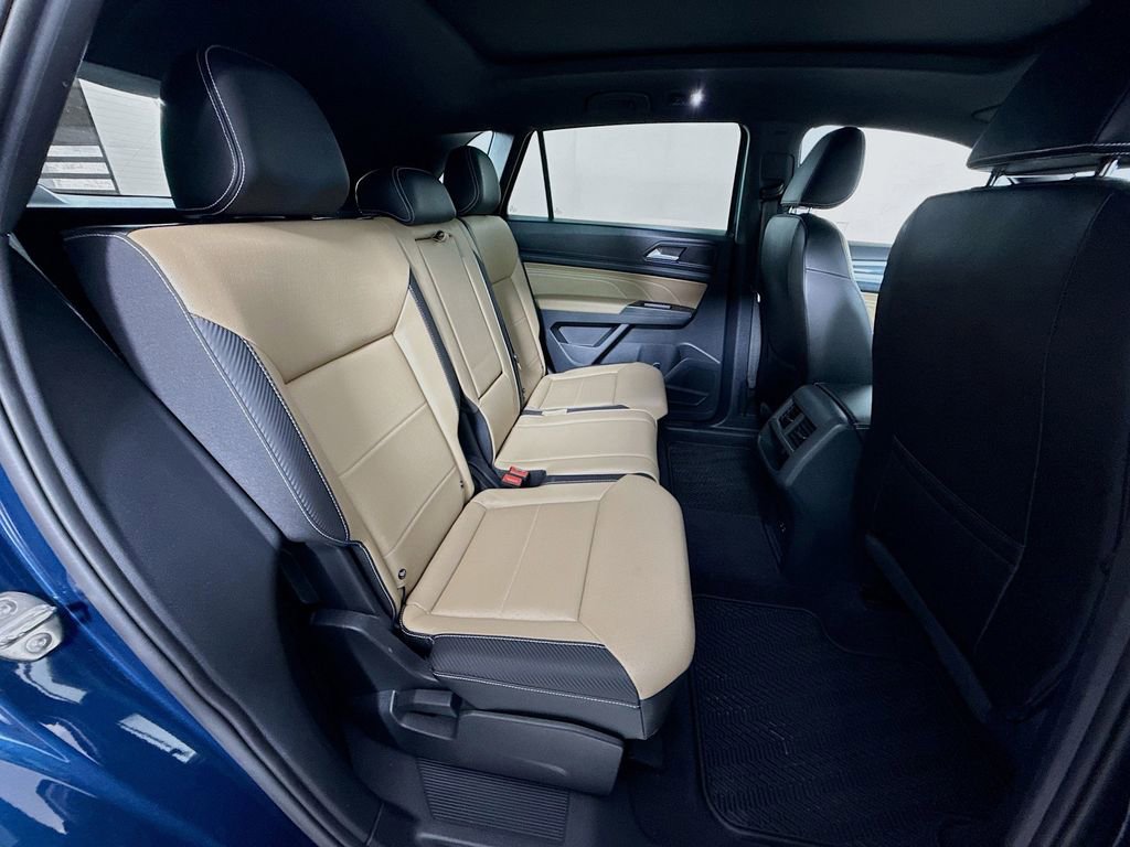 Used 2022 Volkswagen Atlas Cross Sport SE FWD image 29