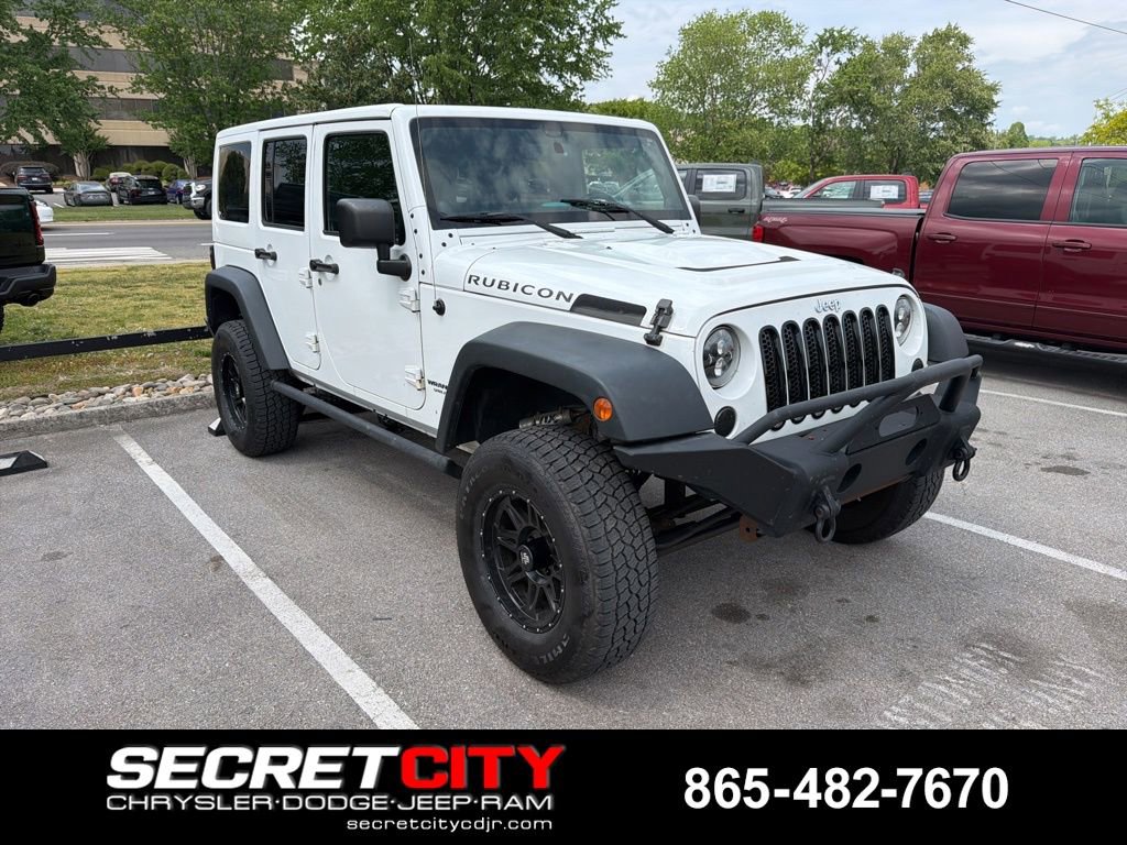 Used 2014 Jeep Wrangler Unlimited Rubicon w/ Connectivity Group AWD/4WD image 3