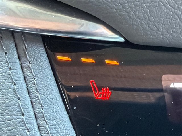 Certified 2022 Cadillac XT5 Premium Luxury image 27