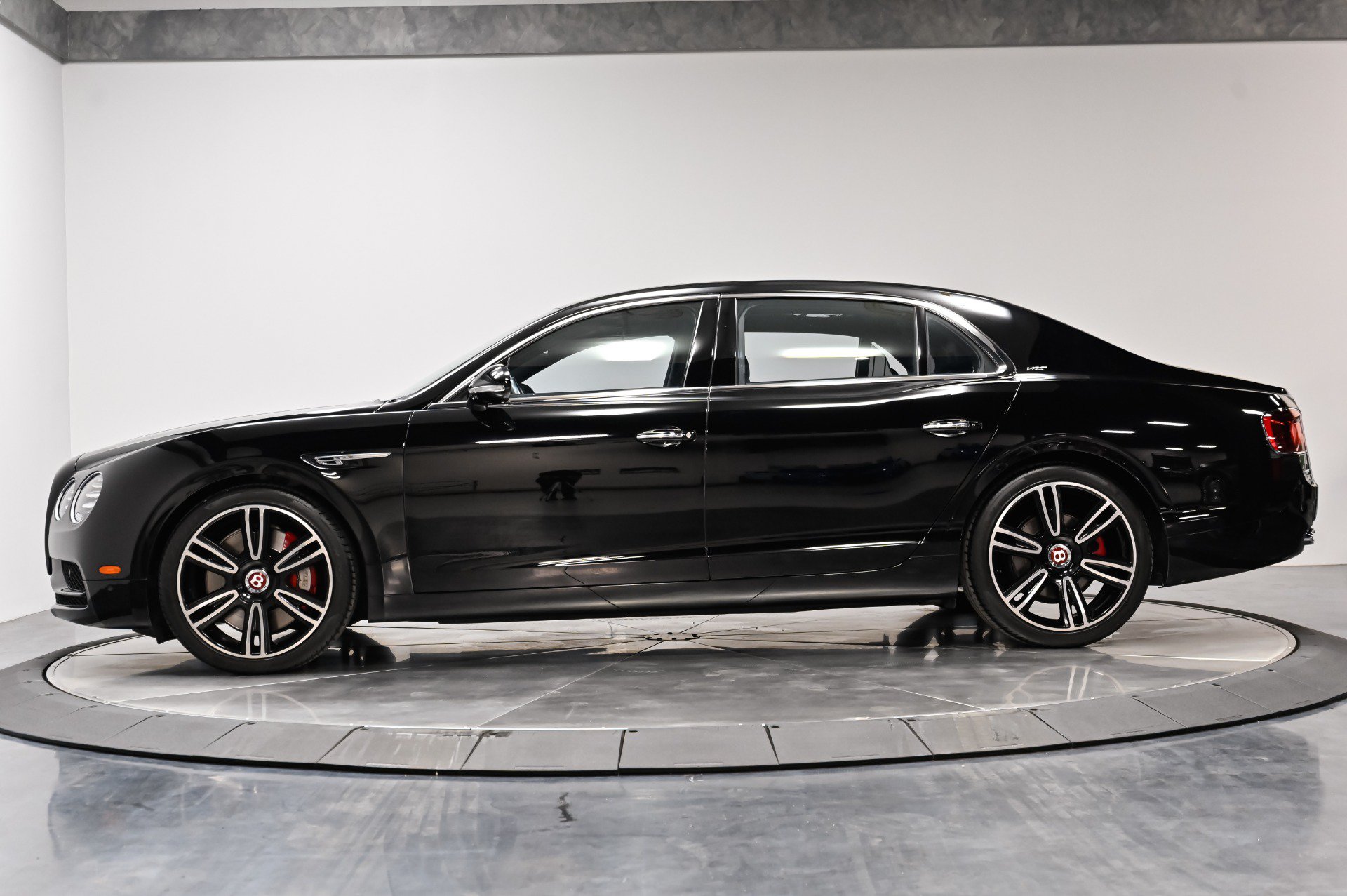 Used 2017 Bentley Flying Spur S V8 AWD/4WD image 18