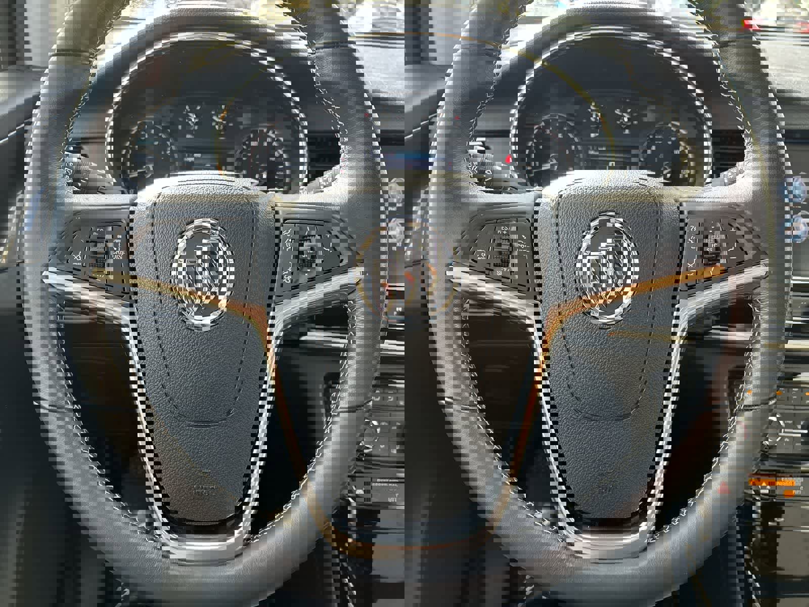 Used 2019 Buick Encore Preferred image 10