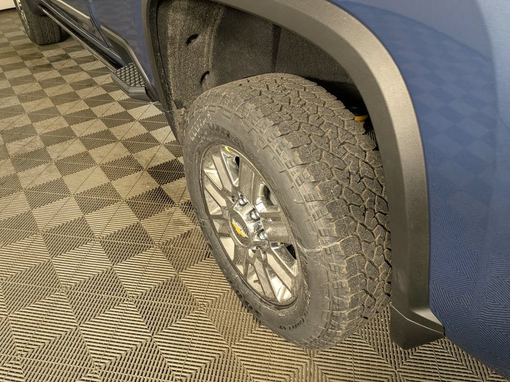 New 2026 Chevrolet Silverado 2500 High Country w/ High Country Premium Package AWD/4WD image 13