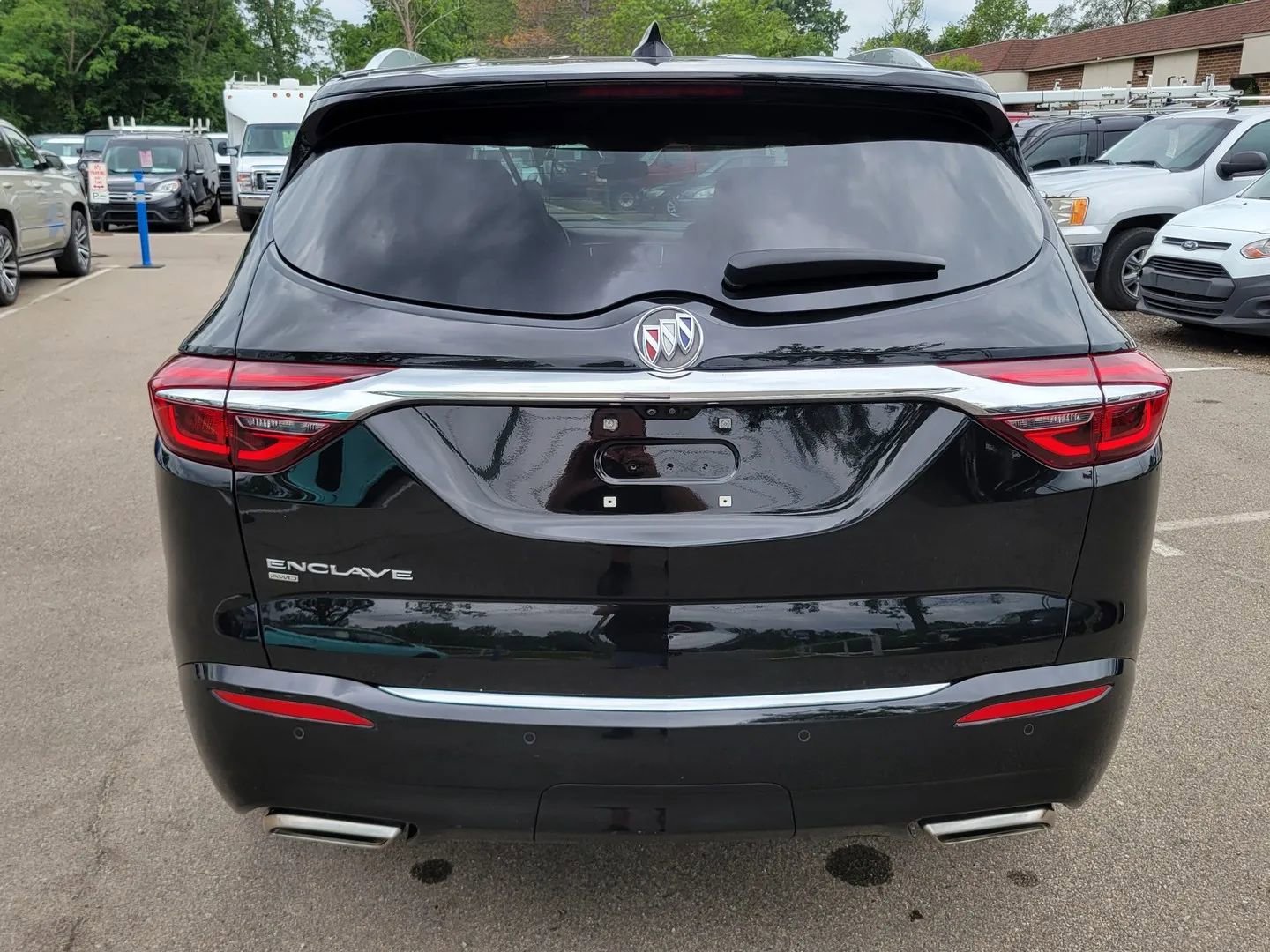 Used 2021 Buick Enclave Avenir w/ Avenir Technology Package image 11