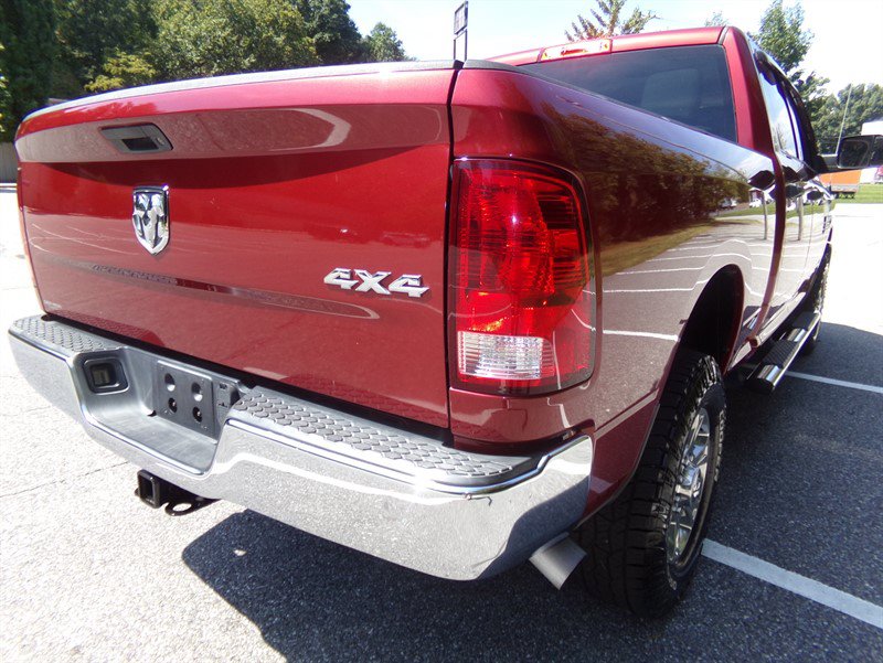 Used 2015 RAM 2500 Tradesman w/ Chrome Appearance Group AWD/4WD image 7