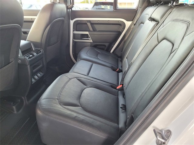 Used 2024 Land Rover Defender 110 S image 17