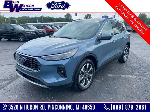 New 2024 Ford Escape Platinum w/ Premium Technology Package