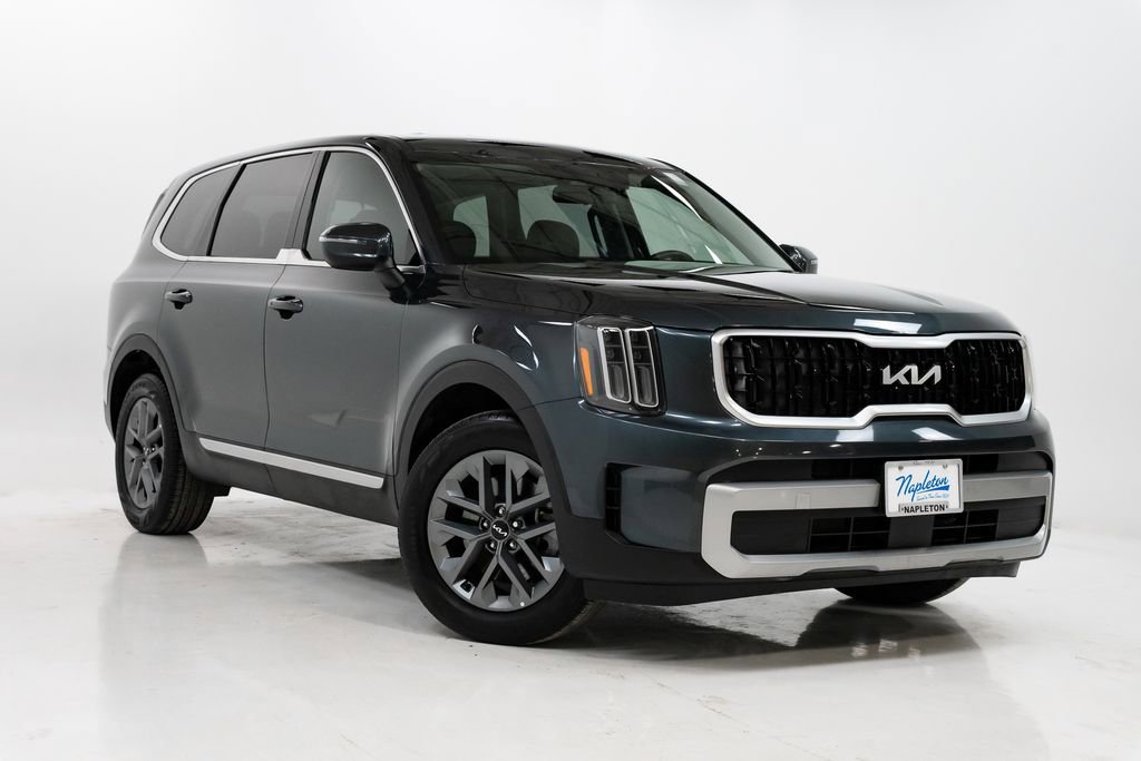 Used 2023 Kia Telluride LX image 5