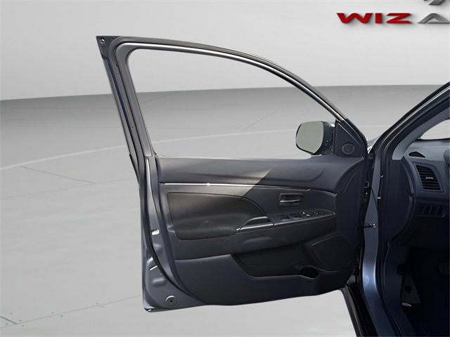 Used 2020 Mitsubishi Outlander Sport ES image 19