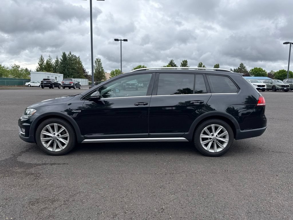 Used 2018 Volkswagen Golf Alltrack S AWD/4WD image 4