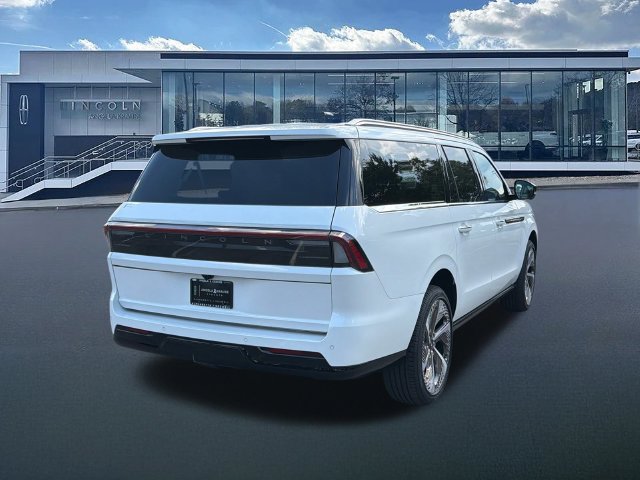 New 2027 Lincoln Navigator L Black Label AWD/4WD image 8