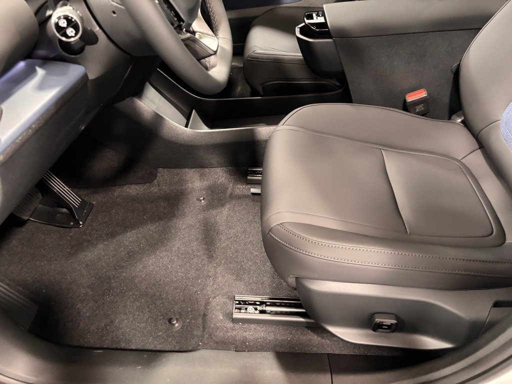 New 2026 Volvo EX30 Ultra image 8