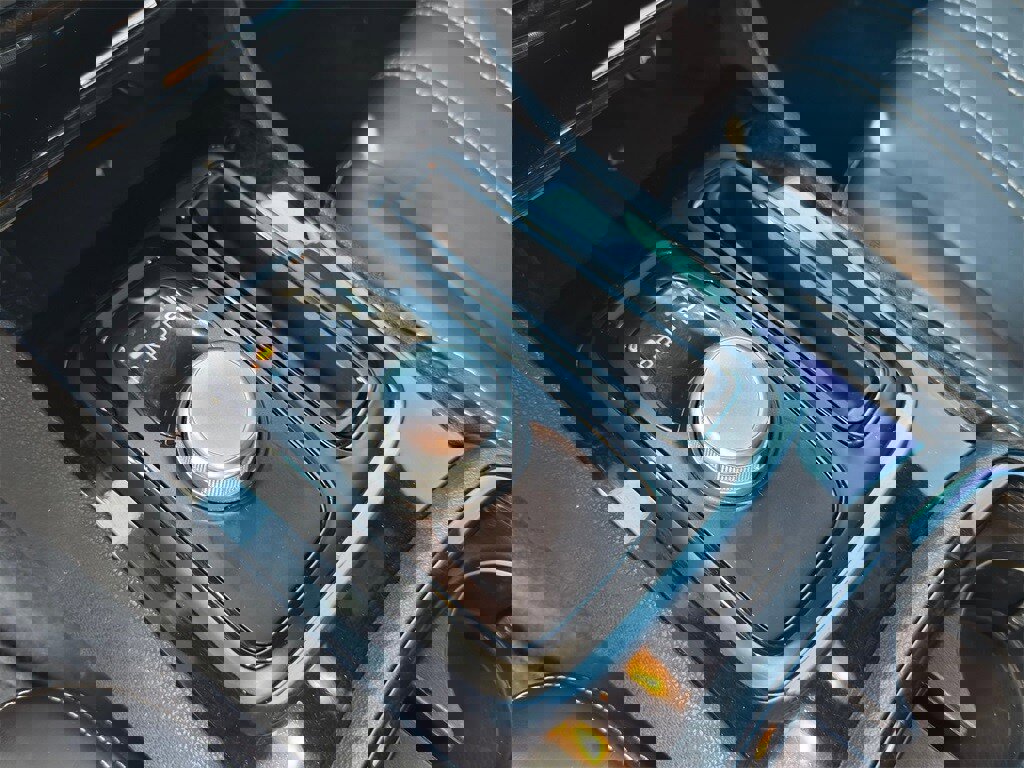 Used 2019 Chrysler 300 S image 15