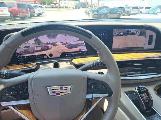 Used 2021 Cadillac Escalade Premium Luxury Platinum AWD/4WD image 5