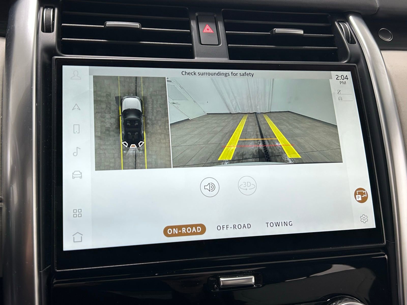 Used 2023 Land Rover Discovery HSE R-Dynamic image 18