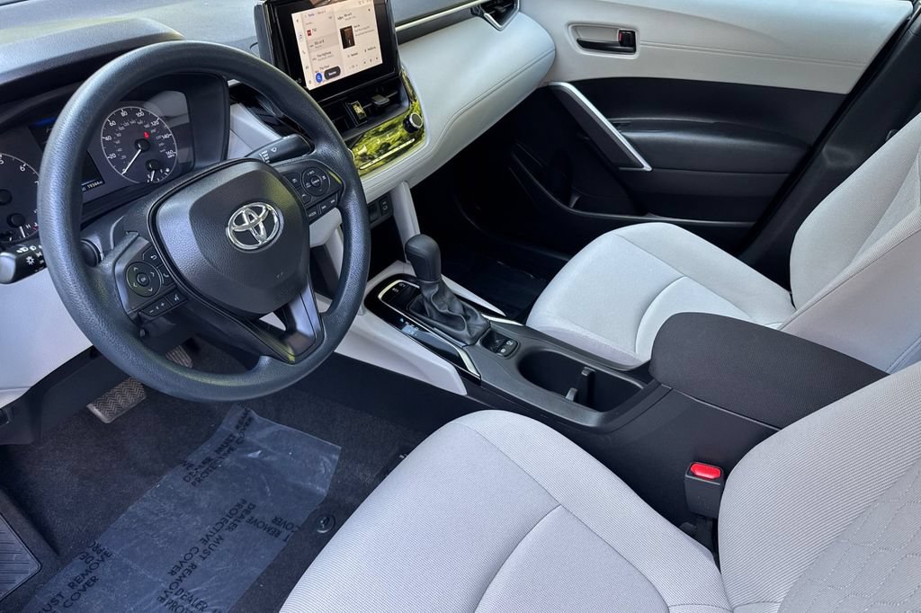 Certified 2024 Toyota Corolla Cross L AWD/4WD image 9