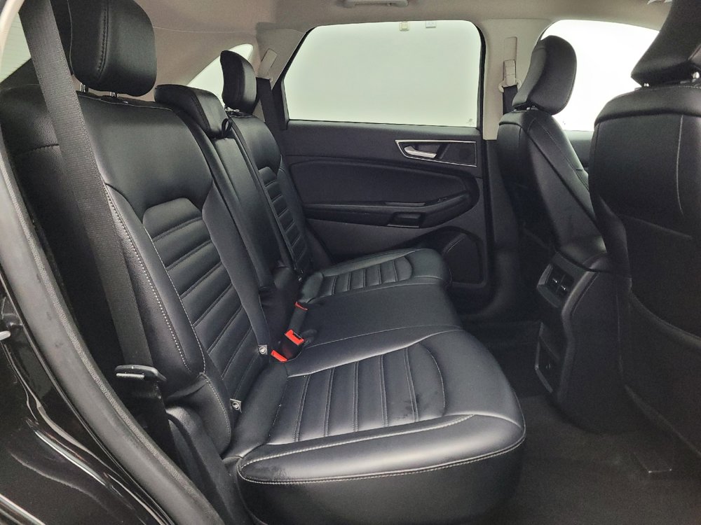 Used 2024 Ford Edge SEL image 19