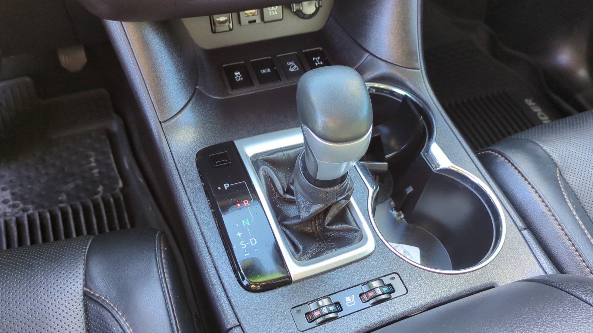 Used 2019 Toyota Highlander Limited image 26