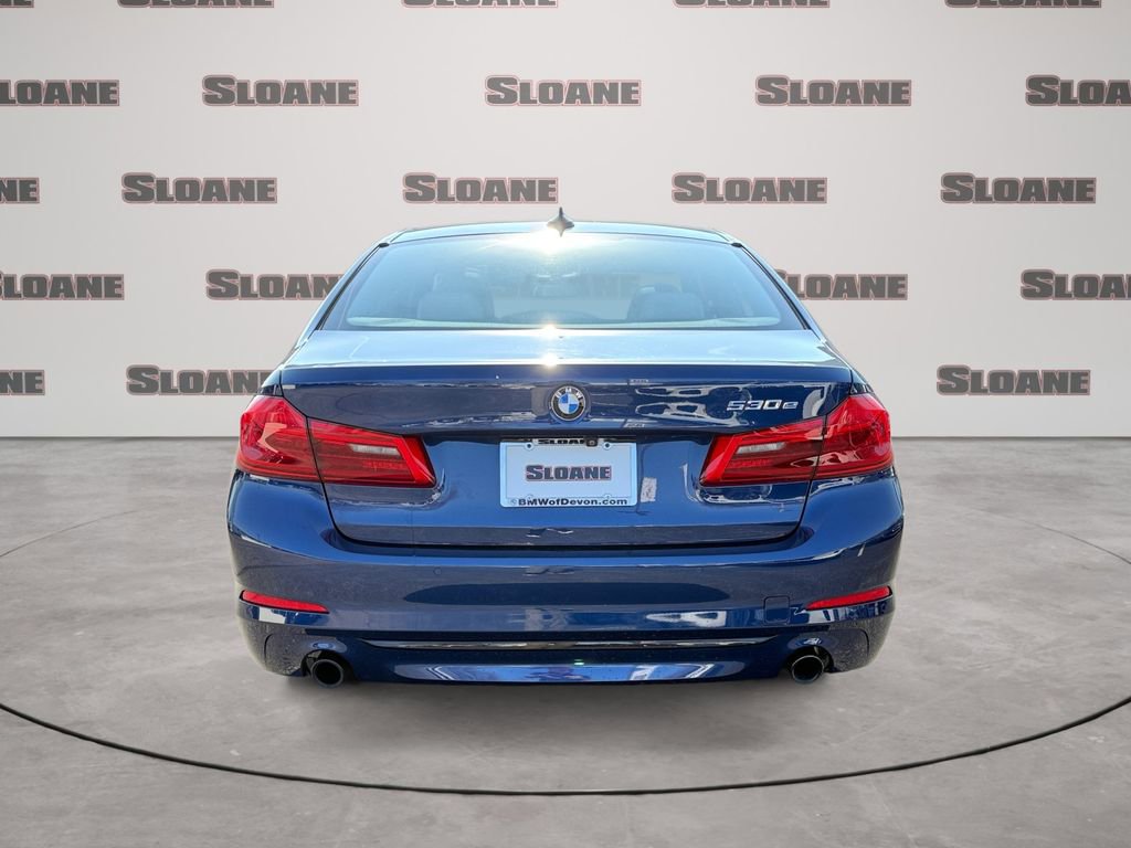 Used 2018 BMW 530e xDrive w/ Premium Package 2 image 4