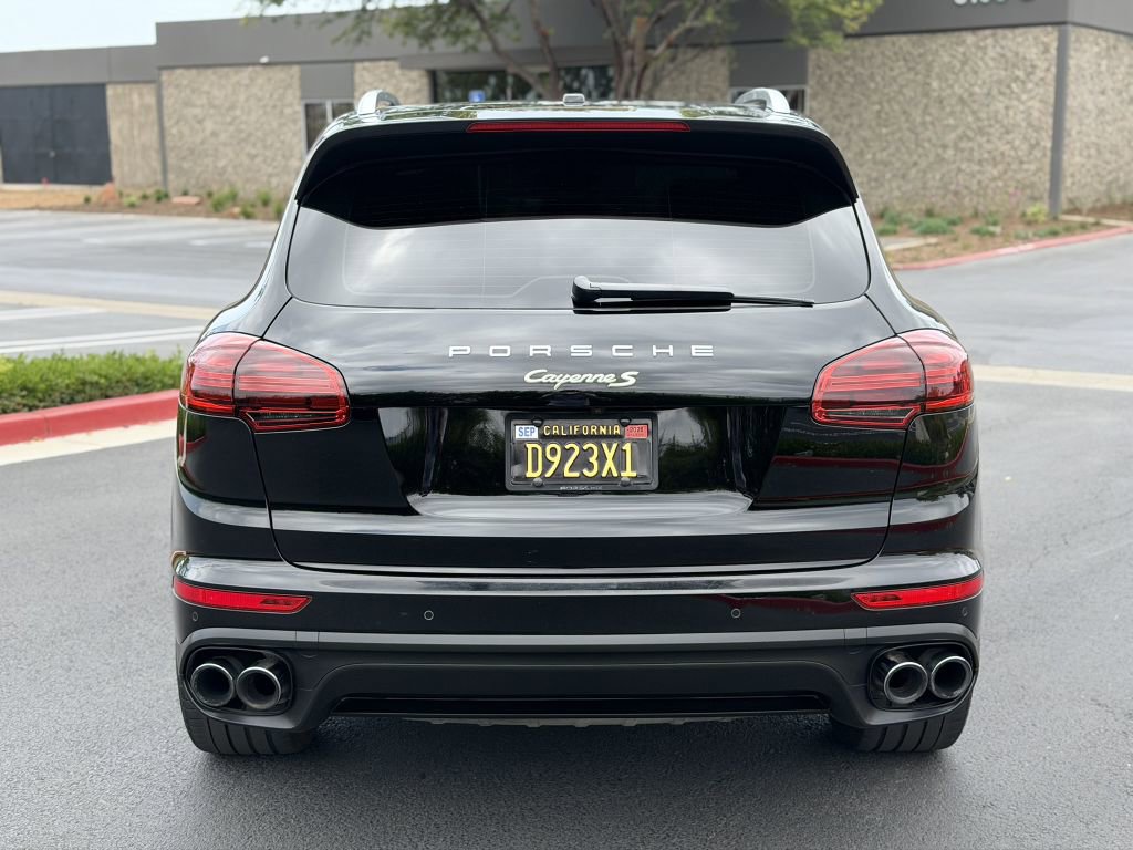 Used 2016 Porsche Cayenne S AWD/4WD image 8