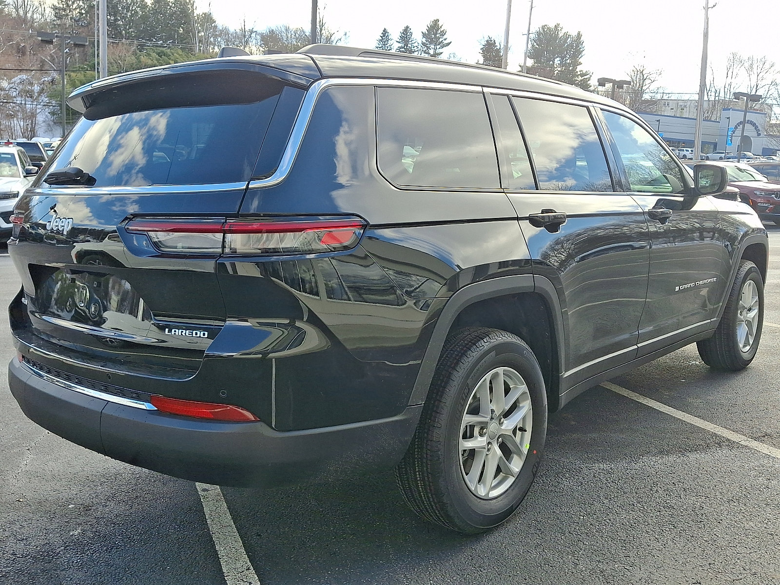 New 2026 Jeep Grand Cherokee L 4WD image 3