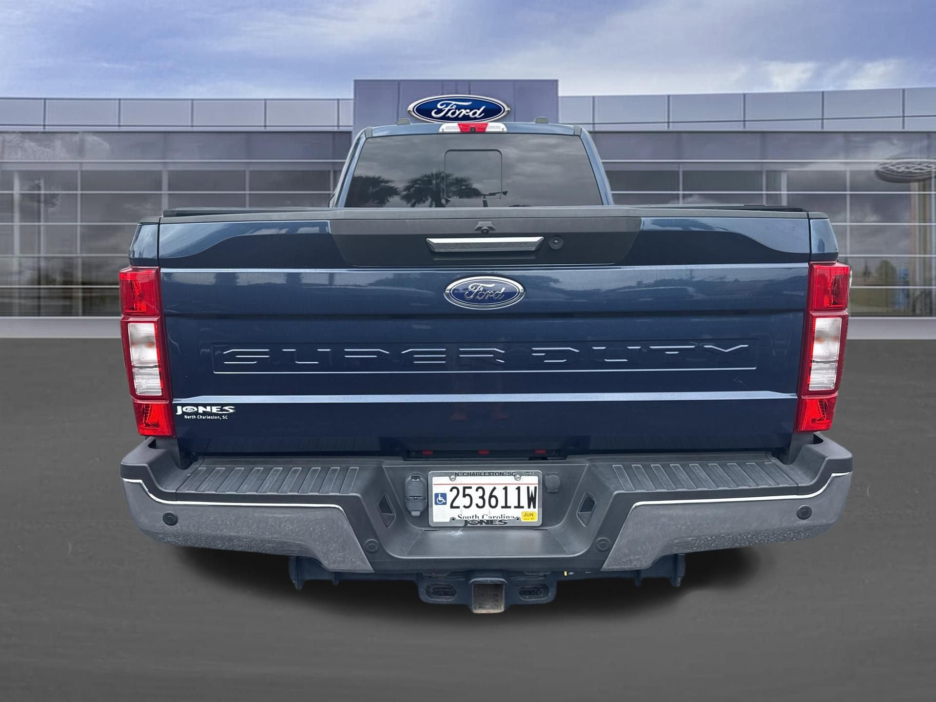 Used 2020 Ford F350 4x4 Crew Cab DRW Super Duty image 5