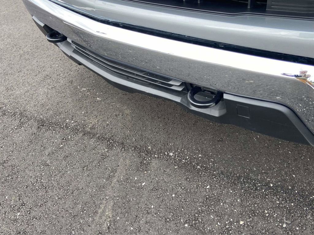 Used 2026 Chevrolet Silverado 1500 LT image 9