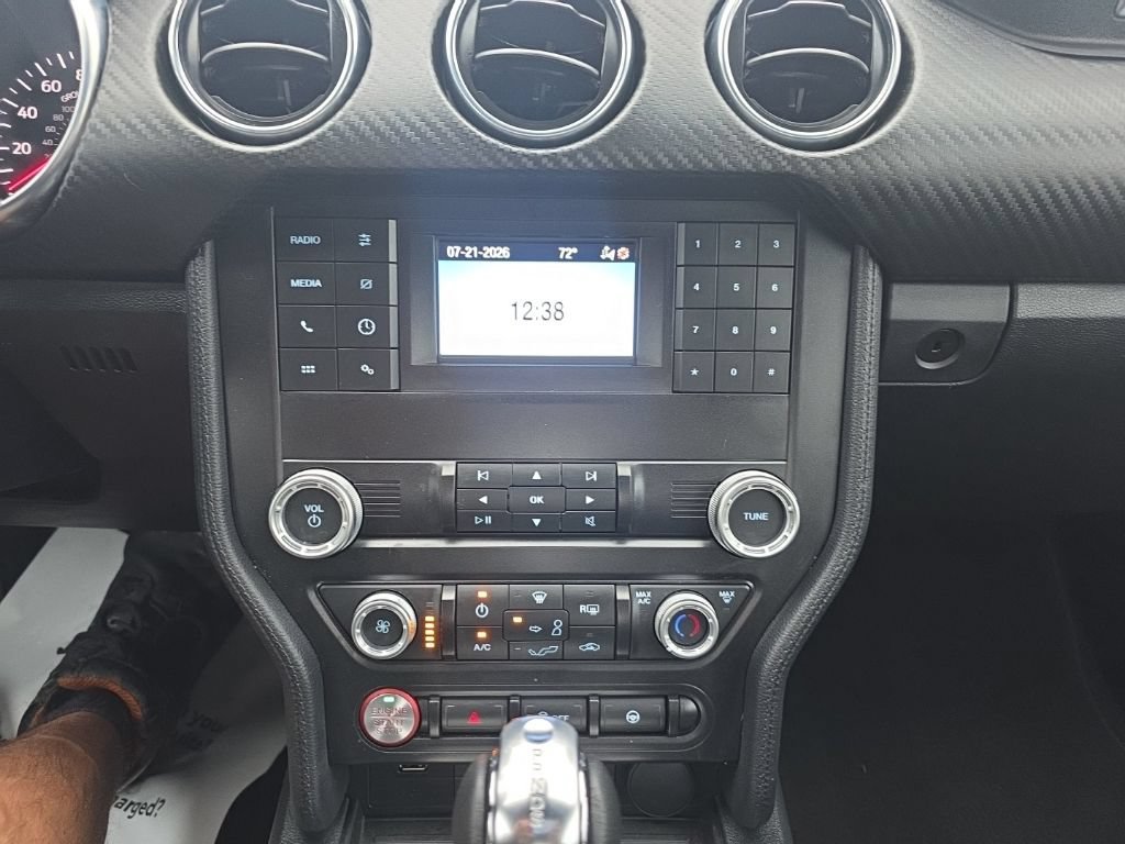 Used 2022 Ford Mustang Coupe RWD image 12