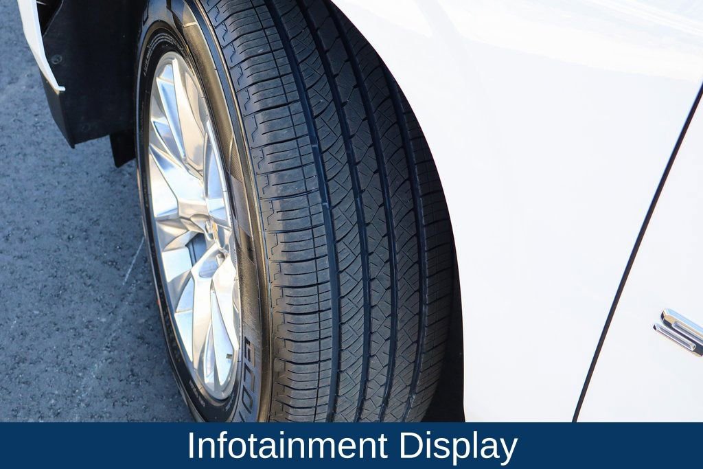 Used 2023 Chevrolet Suburban Premier image 45