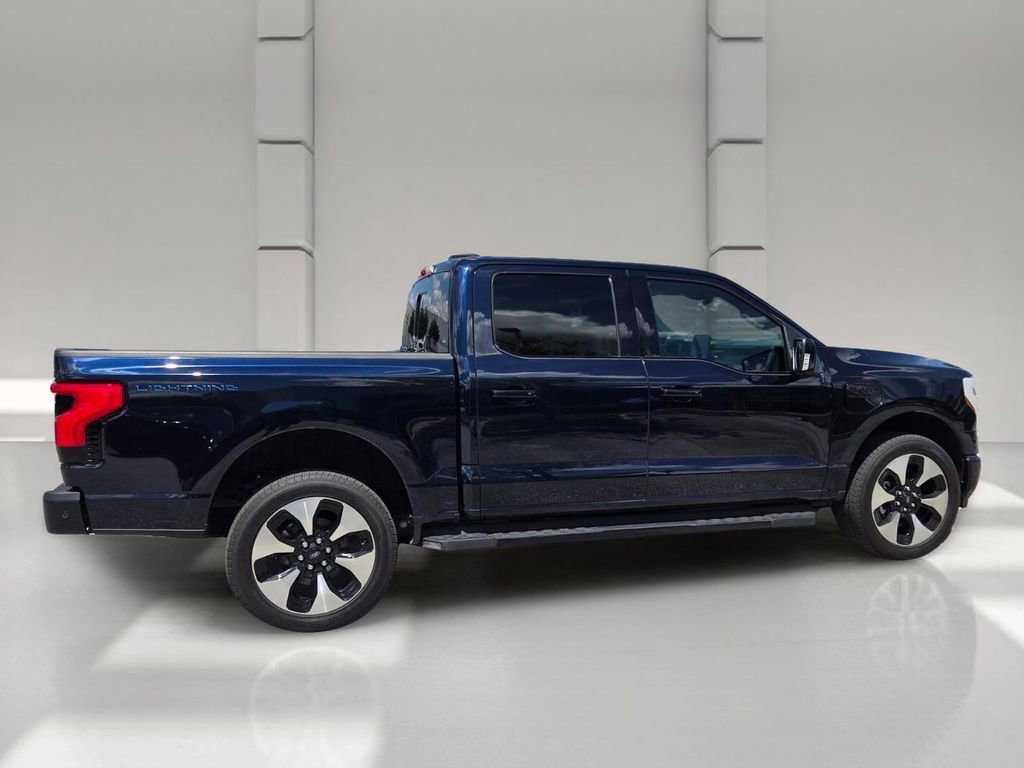 Used 2023 Ford F150 Lightning Platinum AWD/4WD image 6