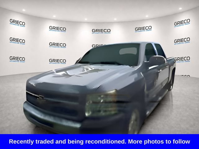 Used 2011 Chevrolet Silverado 1500 LT w/ All-Star Edition AWD/4WD image 1