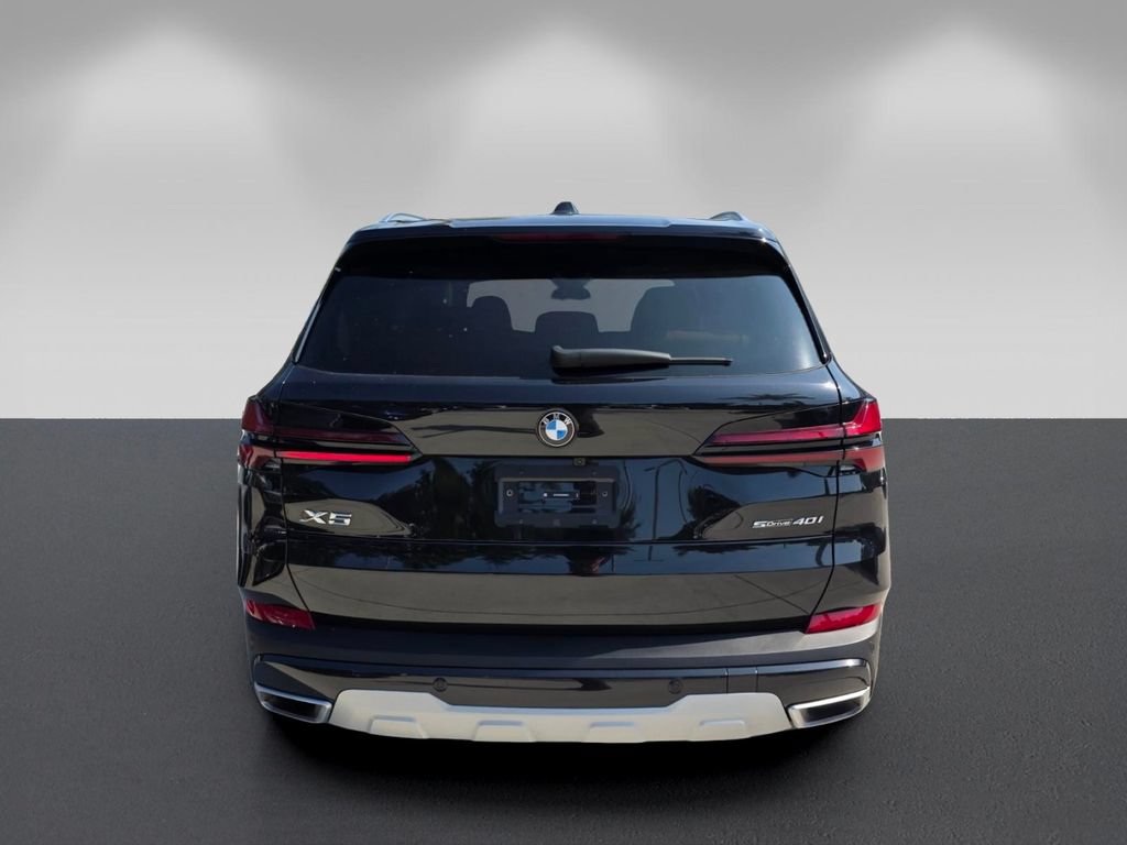 Certified 2025 BMW X5 sDrive40i w/ Premium Package RWD image 5