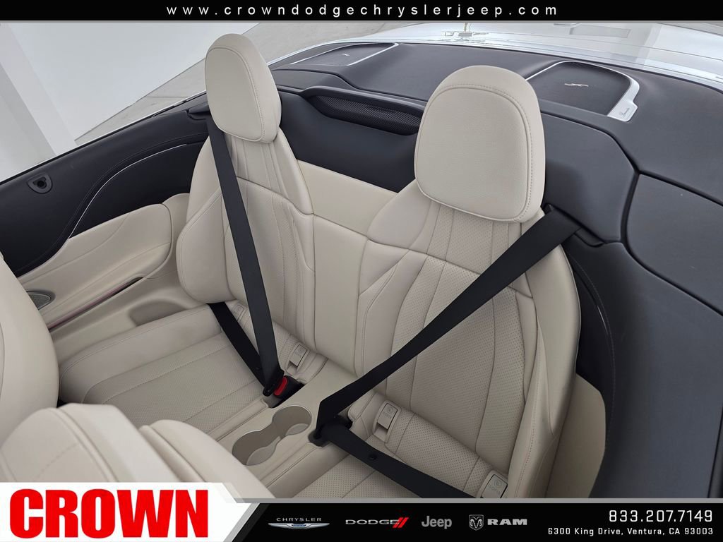 Used 2024 Mercedes-Benz CLE 300 4MATIC Cabriolet image 22