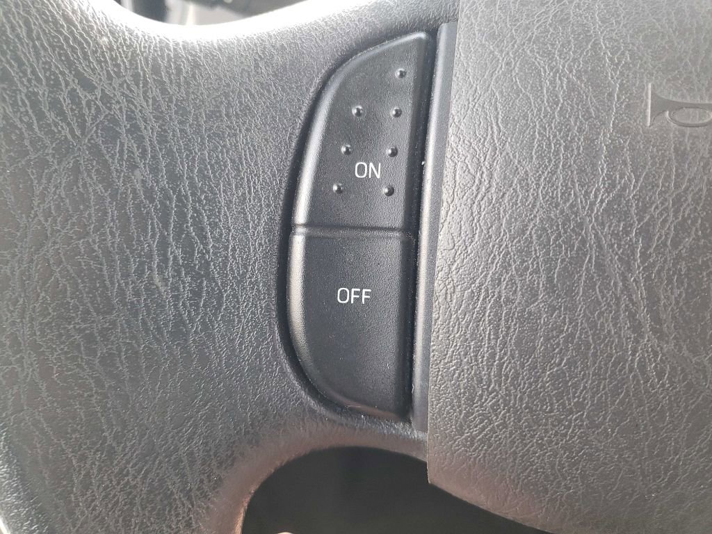 Used 2015 Ford E-350 and Econoline 350 Super Duty image 22