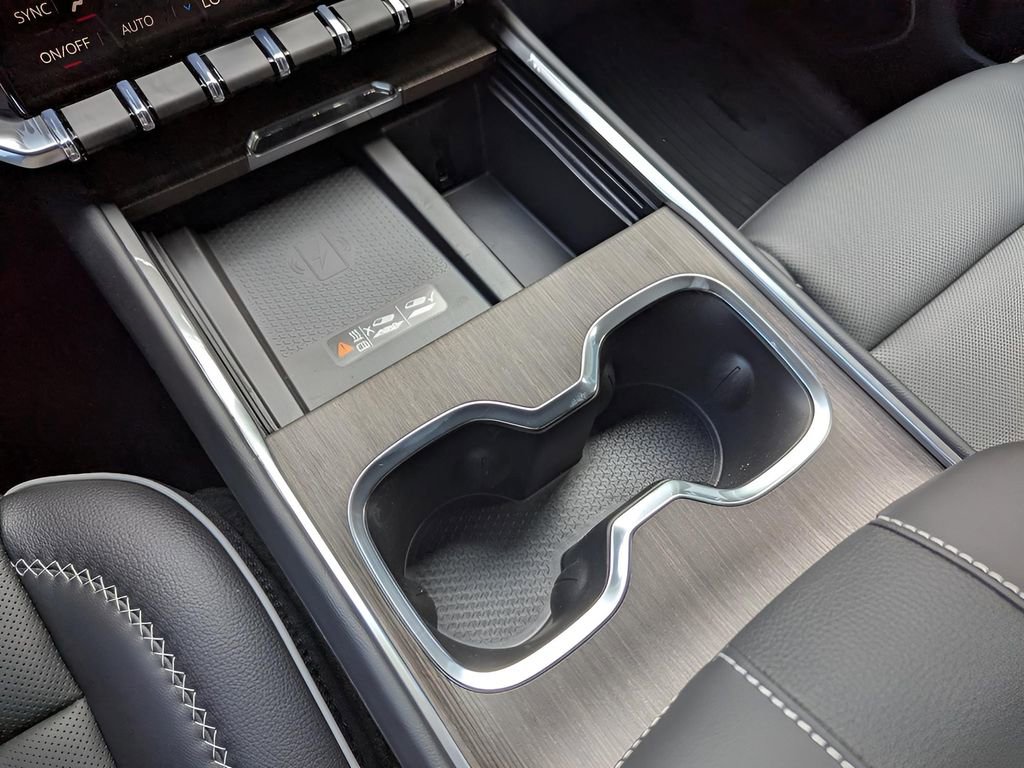 New 2026 GMC Acadia Denali w/ Super Cruise Package image 11